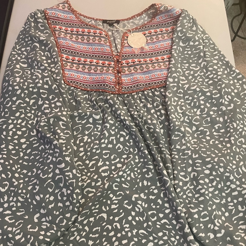 ODDI Chic Green Patterned Blouse with Embroidered Detail